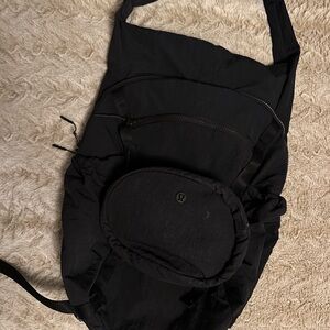 Black Lululemon backpack